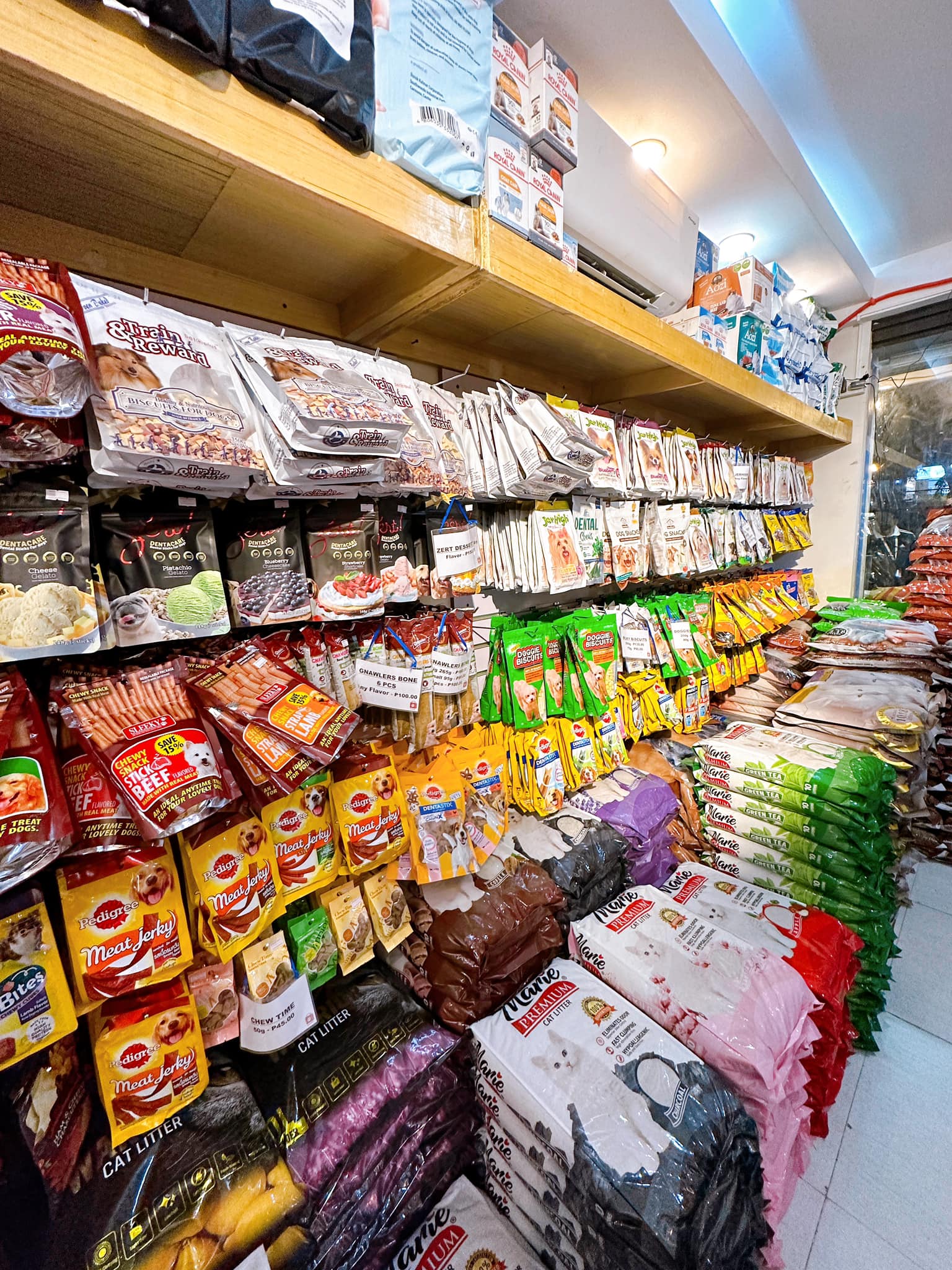 Doodies Pet Shop - San Antonio, Paranaque storefront